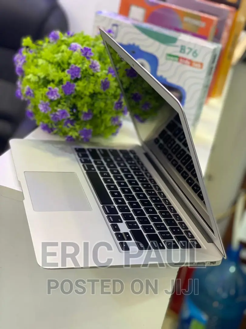 Laptop Apple MacBook Air 2015 8GB Intel Core i7 SSD 256GB