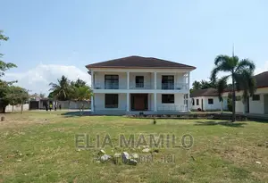5bdrm House in Bahari Beach, for sale