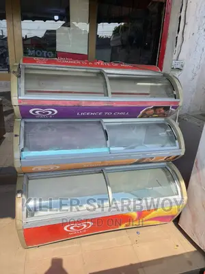 Display Fridge Bado Mpya