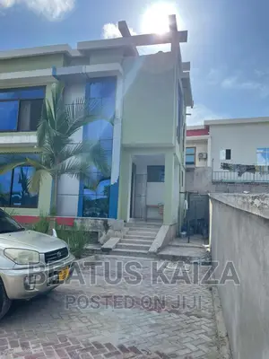 3bdrm Block of Flats in Mbezi Beach Makonde for sale