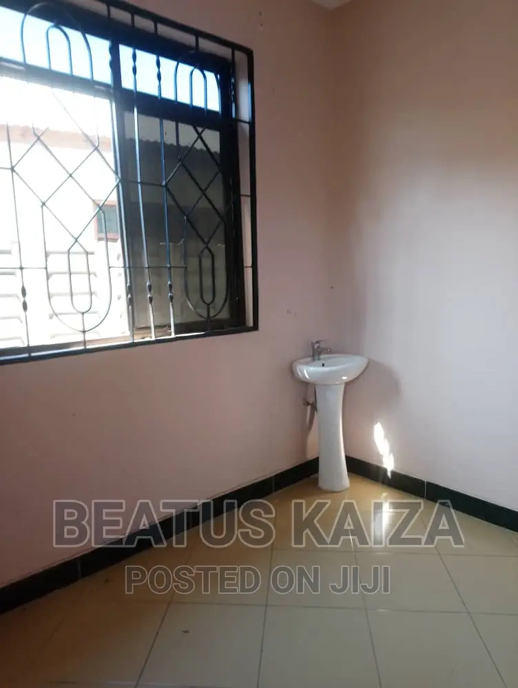 4bdrm House in Mikocheni A Shoperz for rent
