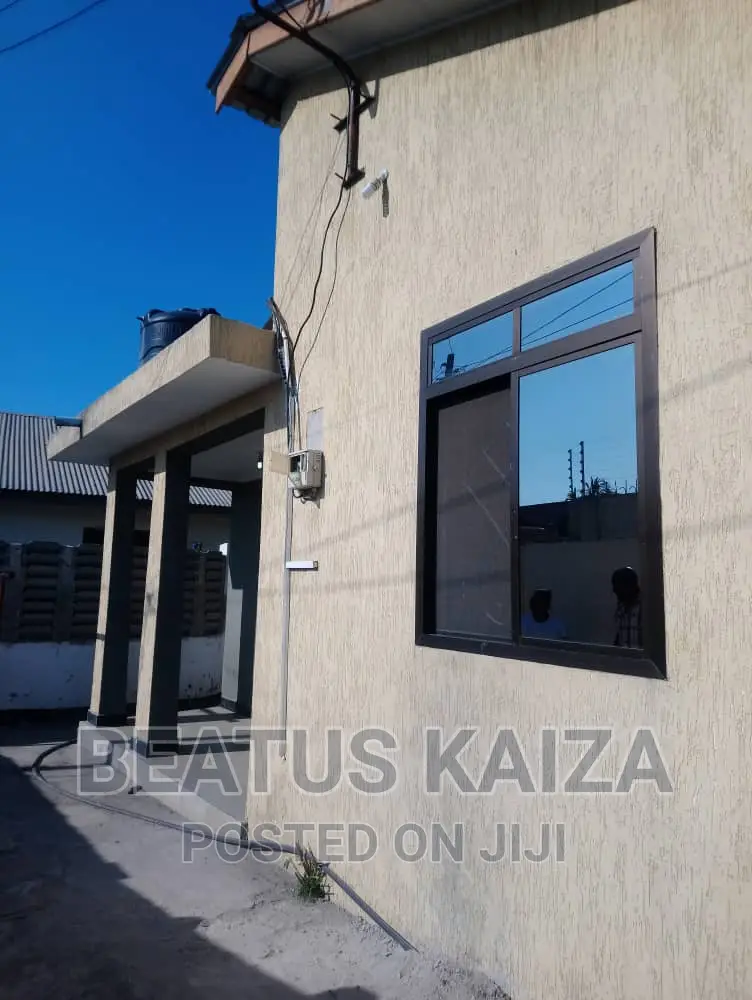 4bdrm House in Mikocheni A Shoperz for rent