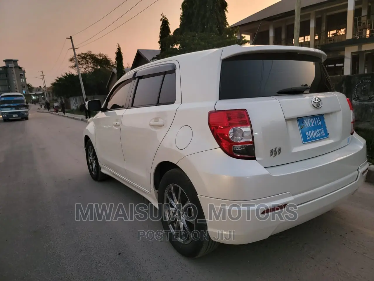Toyota IST 2010 White