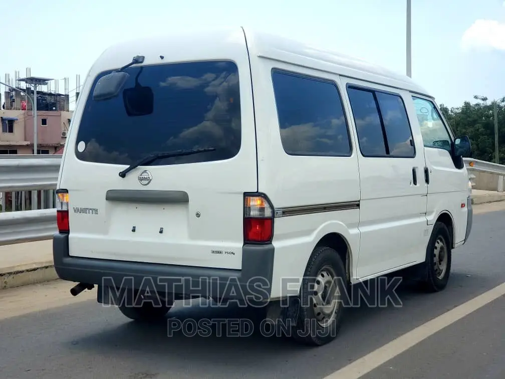 Nissan Vanette 2006 White