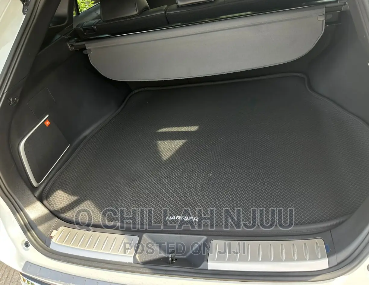 Toyota Harrier 2022 White