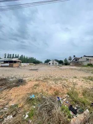 Photo - Plot for Sale CQMT 2000 in Mbezi Beach Ramada Hotels