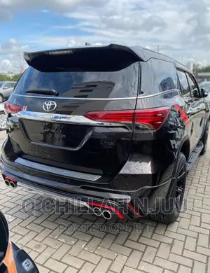 Toyota Fortuner 2016 Matt Black