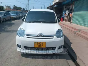 Toyota Sienta 1.5 AWD 2006 White