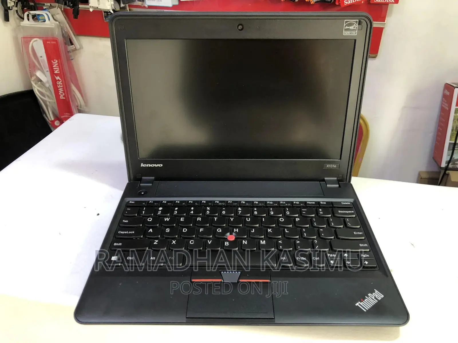 Laptop Lenovo ThinkPad X131e 4GB Intel Core 2 Duo HDD 320GB