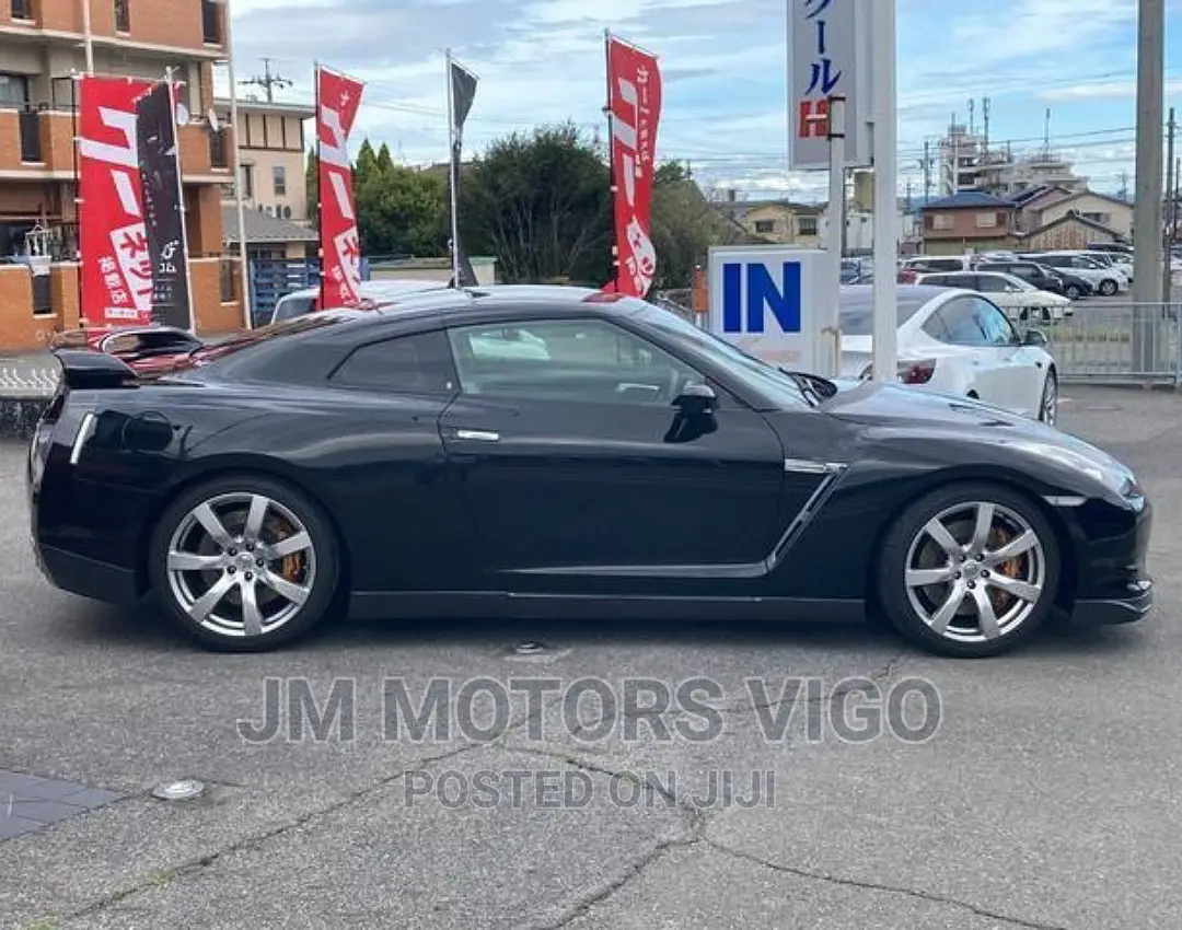 Nissan GT-R 2008 Black