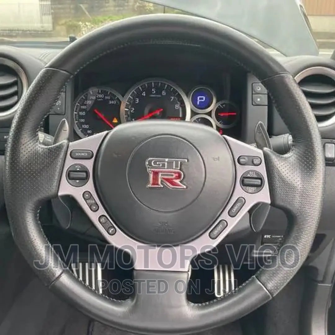 Nissan GT-R 2008 Black