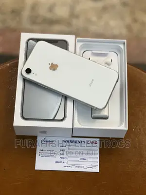 New Apple iPhone XR 128 GB Silver