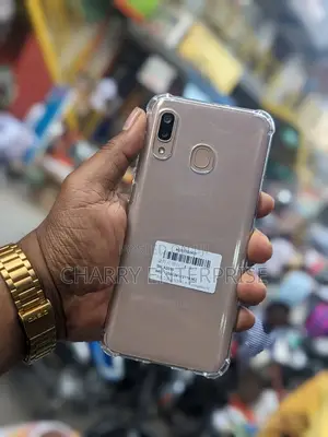 Samsung Galaxy A20 32 GB