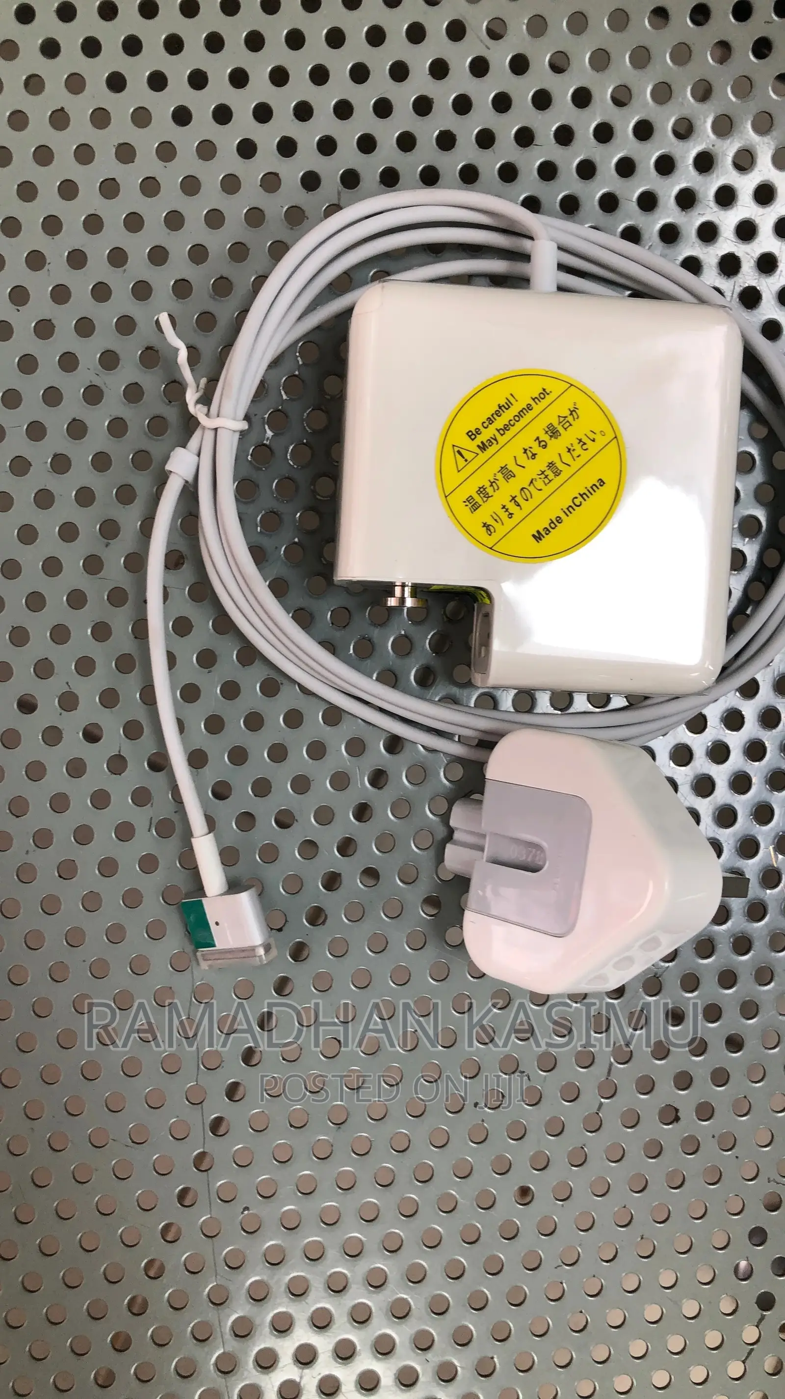 Adapter Za Laptop Aina Zote Zinapatikana Kwa Bei Nafuu