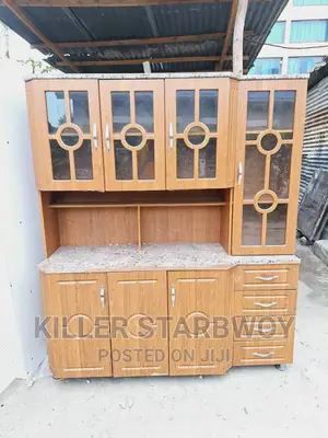 Kabati La Vyombo Kubwa