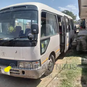 Toyota Coaster 2002 White