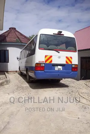 Toyota Coaster 2000 White