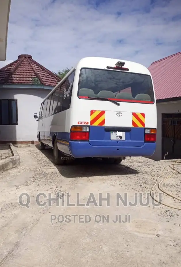 Toyota Coaster 2000 White