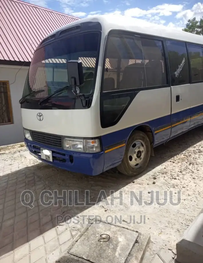 Toyota Coaster 2000 White