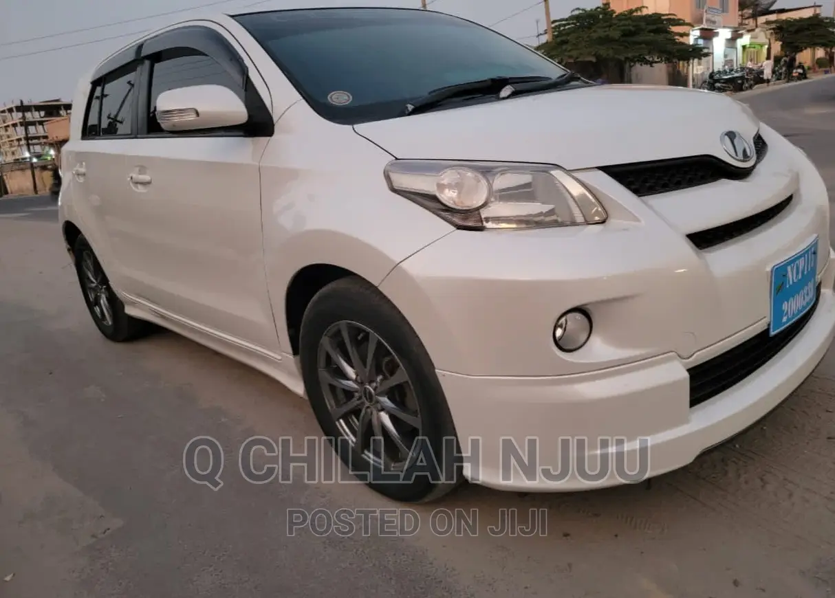 Toyota IST 2007 White