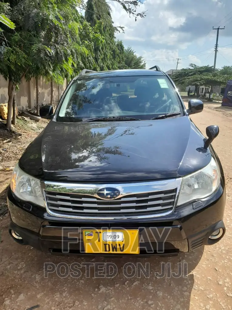 Subaru Forester 2010 Black