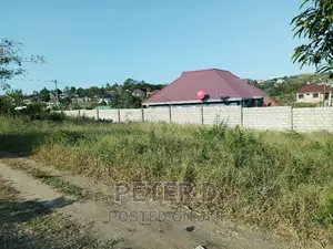 Kiwanja Mtaa Mzuri