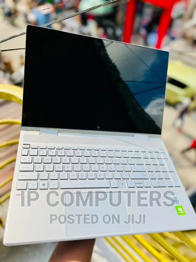 Laptop HP Pavilion 15-Cs3063cl 16GB Intel Core I7 SSD 512GB