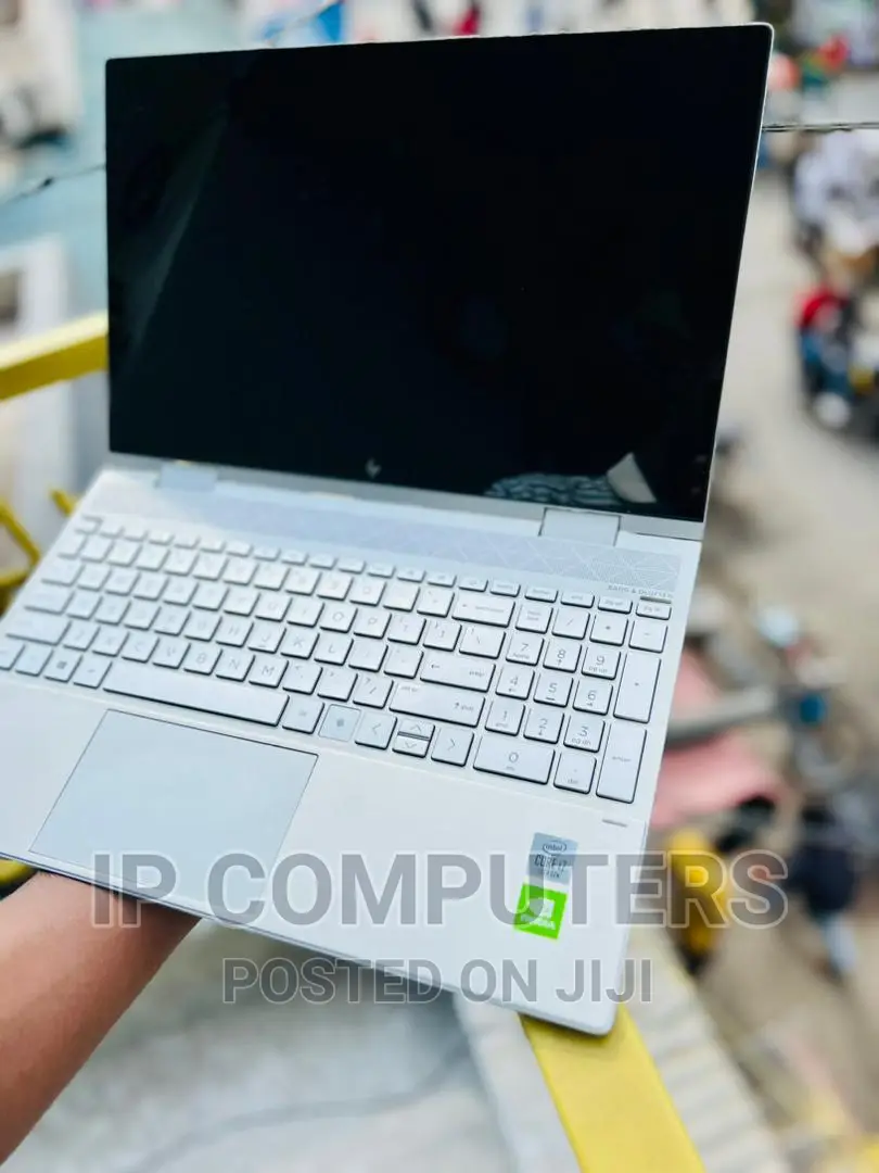 Laptop HP Pavilion 15-Cs3063cl 16GB Intel Core I7 SSD 512GB