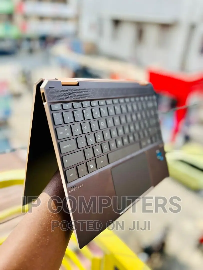 New Laptop HP Spectre 14 16GB Intel Core I7 SSD 512GB