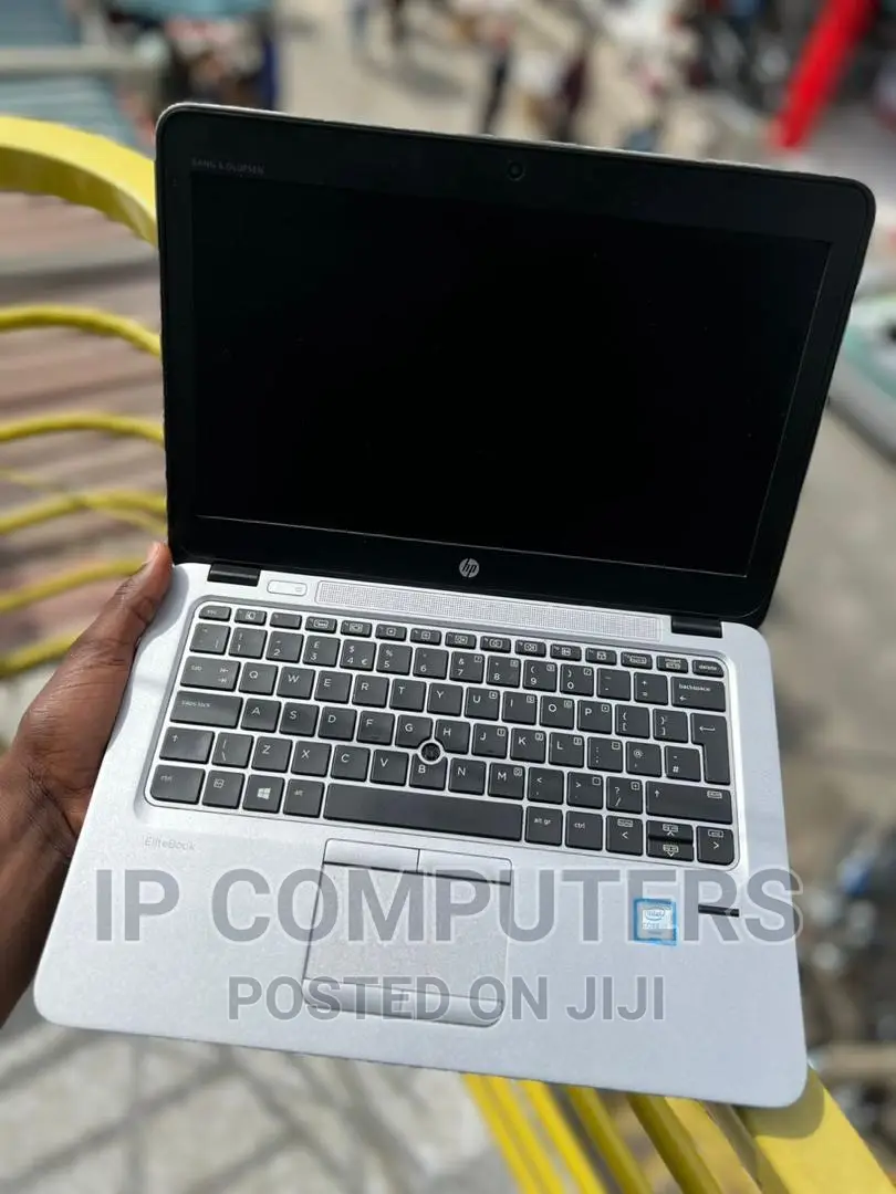 Laptop HP EliteBook 820 G3 8GB Intel Core I5 SSD 256GB