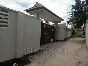 4bdrm House in Tabata Kimanga for sale