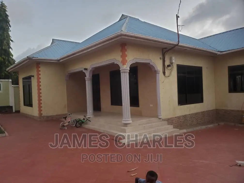 3bdrm House in Kigamboni Fancty for sale