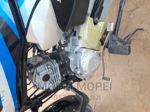 TVS HLX 125 2022 Black