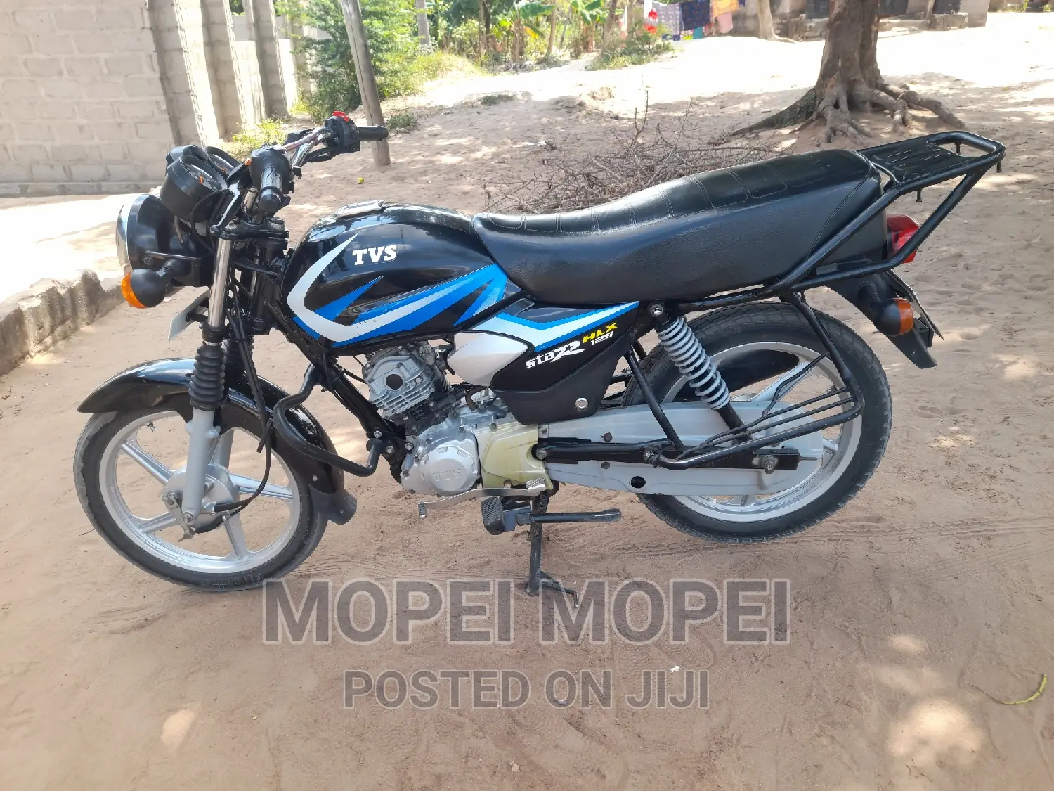 TVS HLX 125 2022 Black