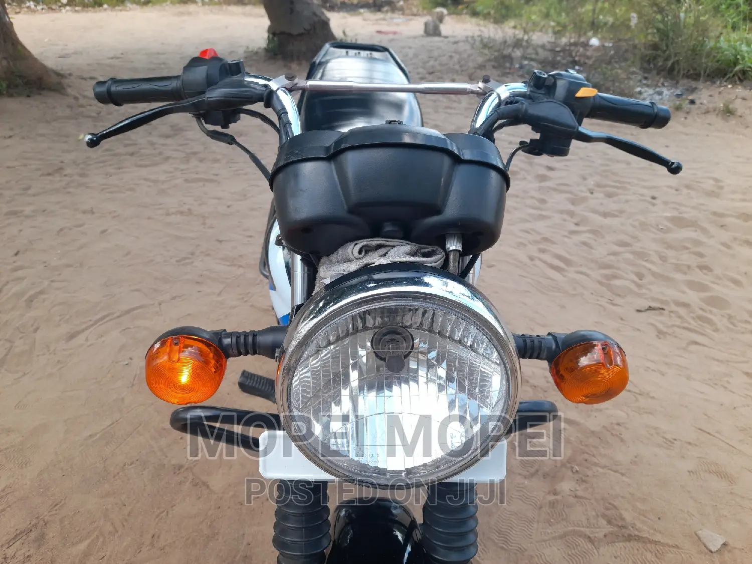 TVS HLX 125 2022 Black