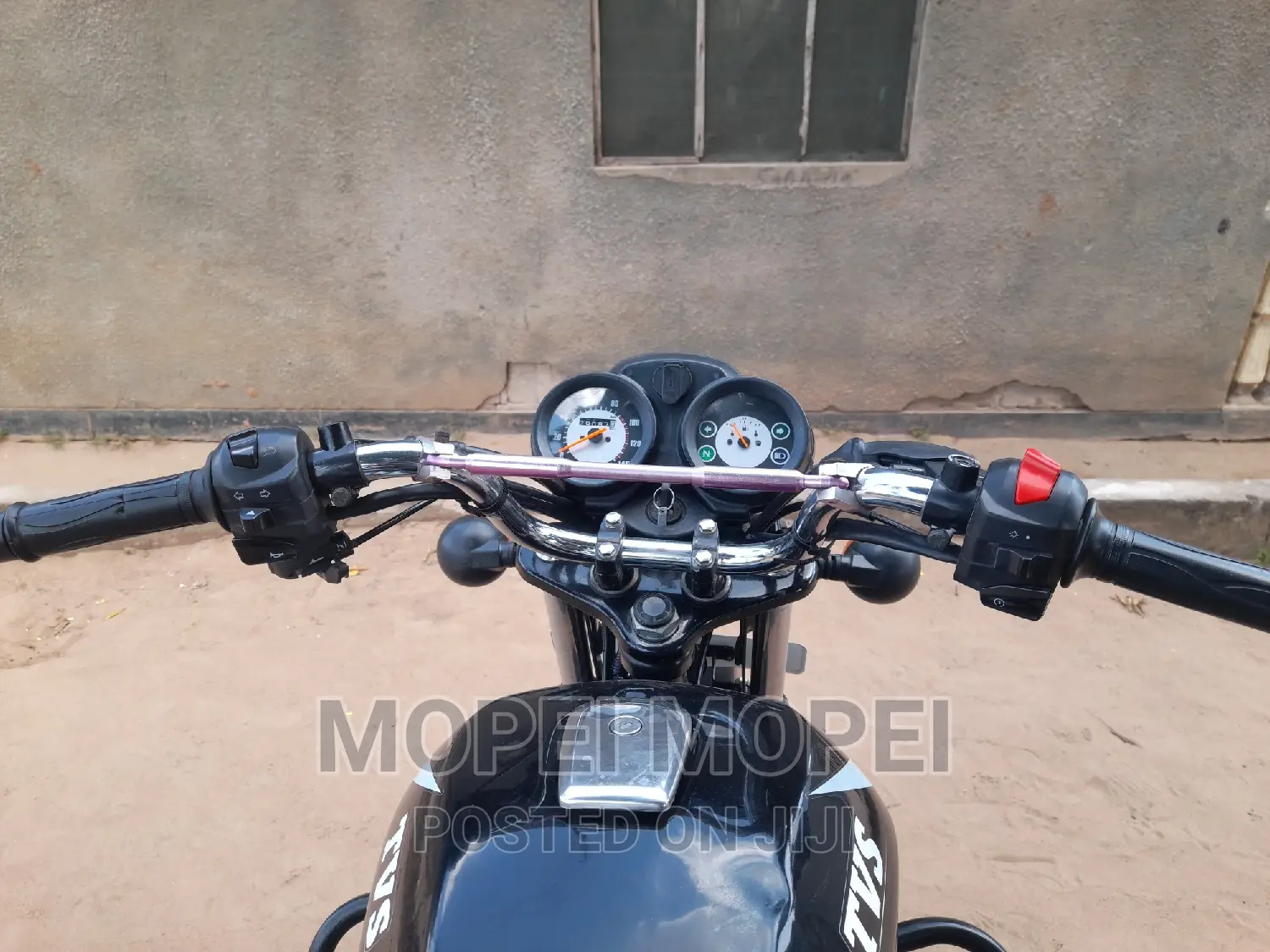 TVS HLX 125 2022 Black