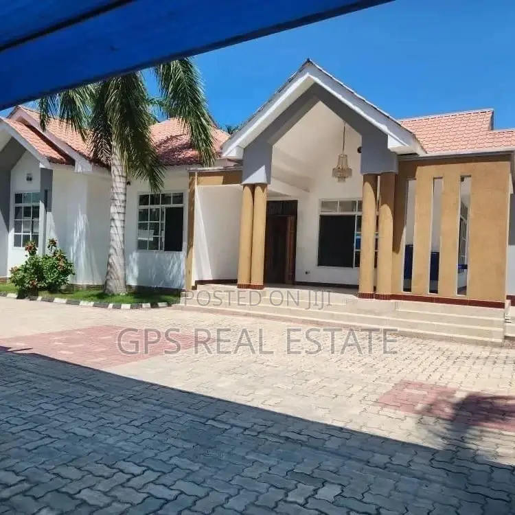 4bdrm House in Mbezi Beach, Kinondoni for sale