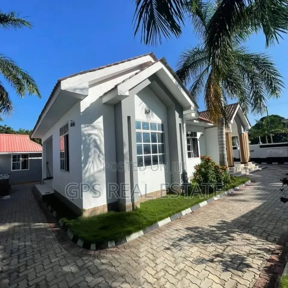 4bdrm House in Mbezi Beach, Kinondoni for sale