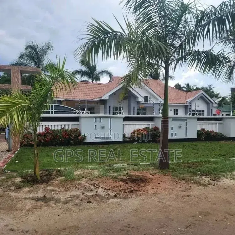 4bdrm House in Mbezi Beach, Kinondoni for sale