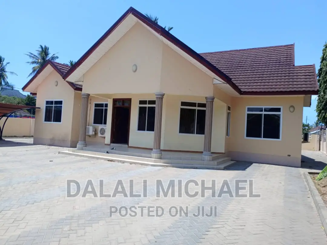 4bdrm House in Ununio, Kunduchi for rent in Kunduchi Houses