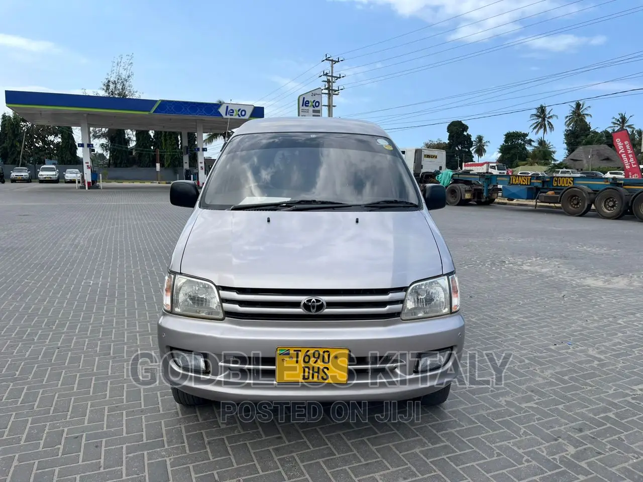 Toyota Noah 2001 Silver
