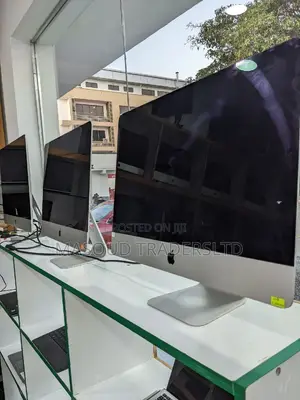 Desktop Computer Apple iMac 8GB Intel Core I5 SSD 1T