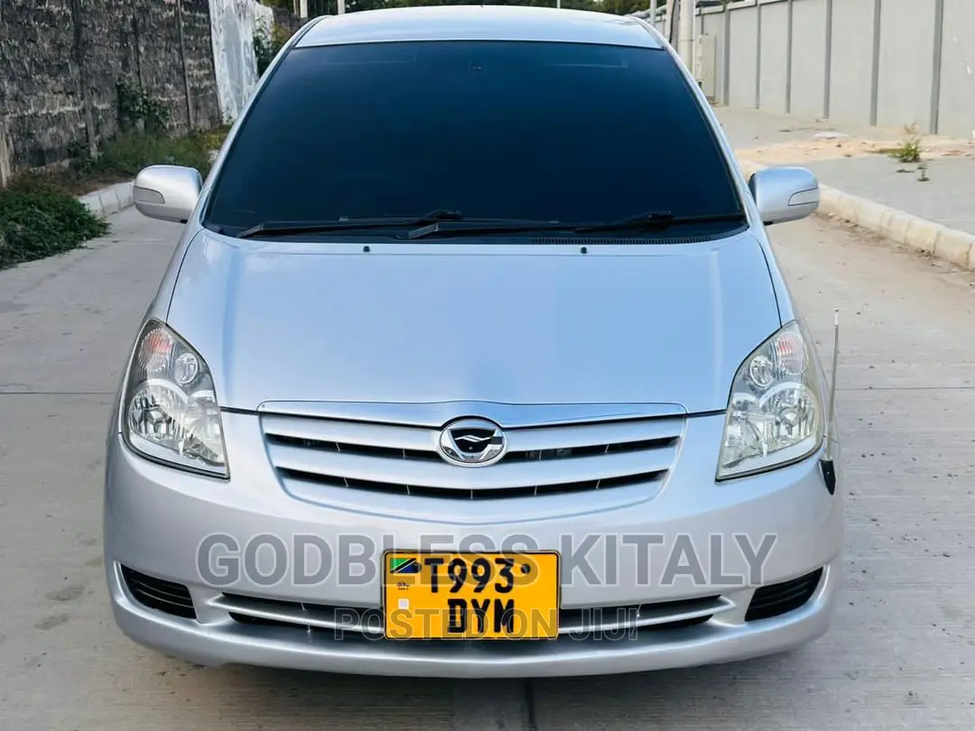 Toyota Corolla Spacio 2004 Silver