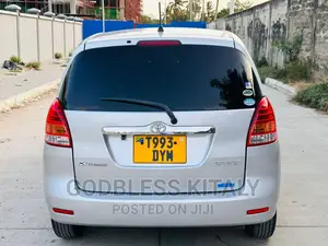 Toyota Corolla Spacio 2004 Silver