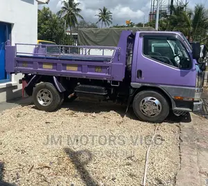 Mitsubishi Canter Dump Truck