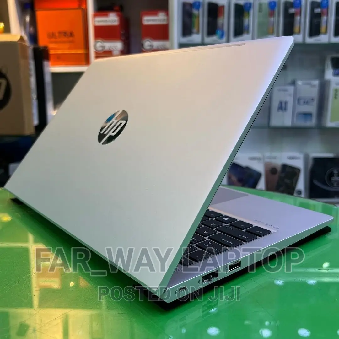 New Laptop HP ProBook 440 16GB Intel Core i5 SSD 1T