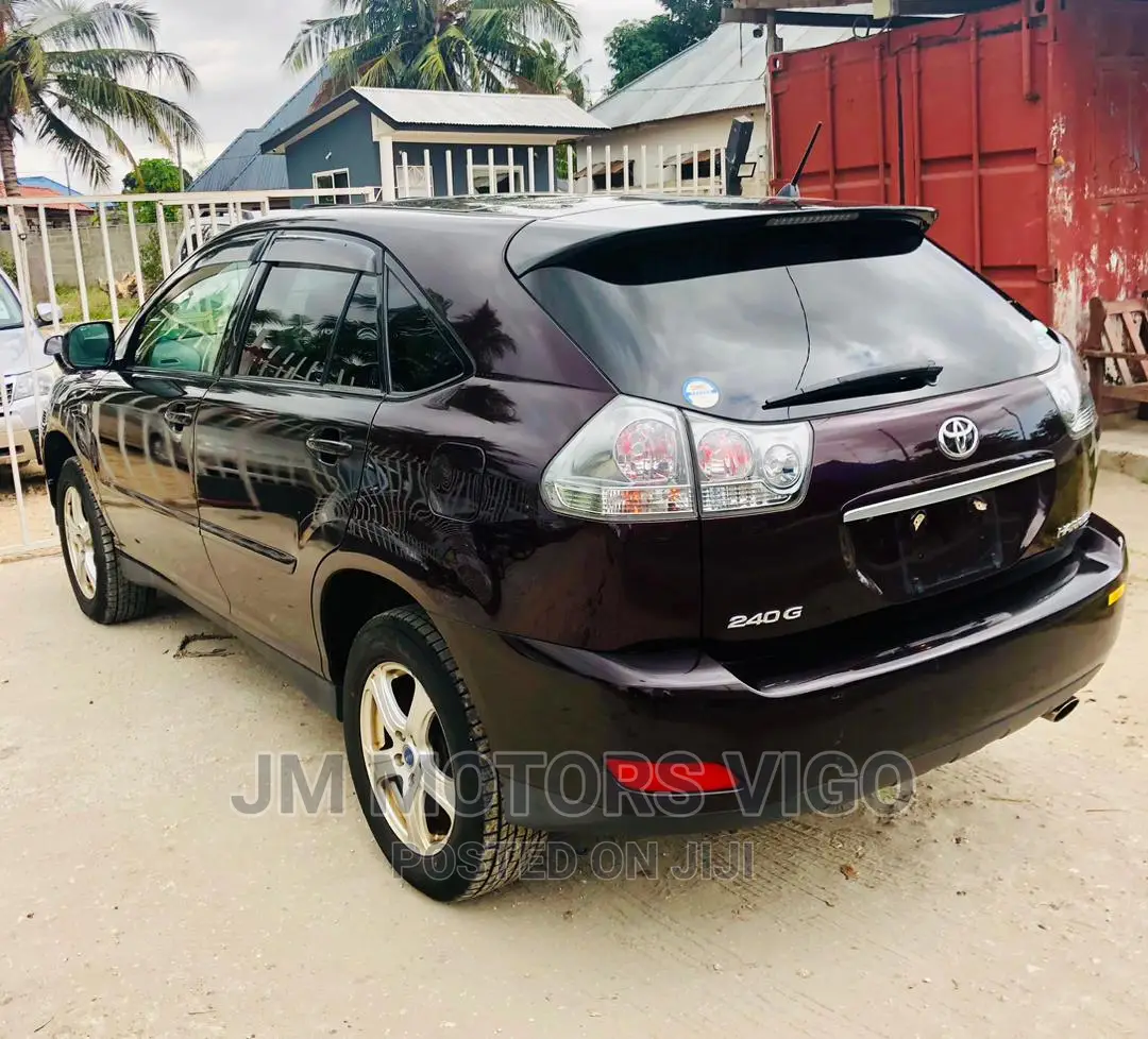 Toyota Harrier 2005 Burgundy