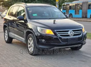 Volkswagen Tiguan 2012 Black