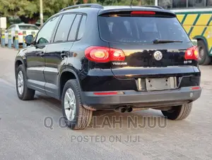 Volkswagen Tiguan 2012 Black