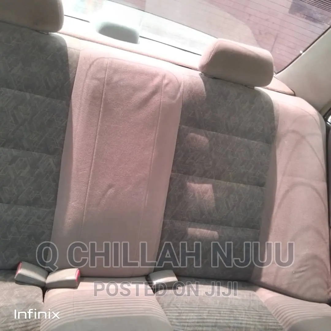 Toyota Carina 1999 White
